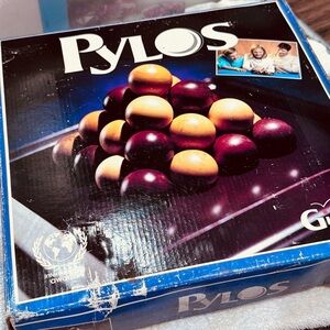 Pylos Strategy Board Game by Gigamic